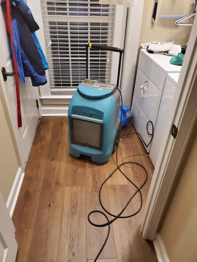 Commercial dehumidifier deployed for Crawl Space Restoration in Chalco